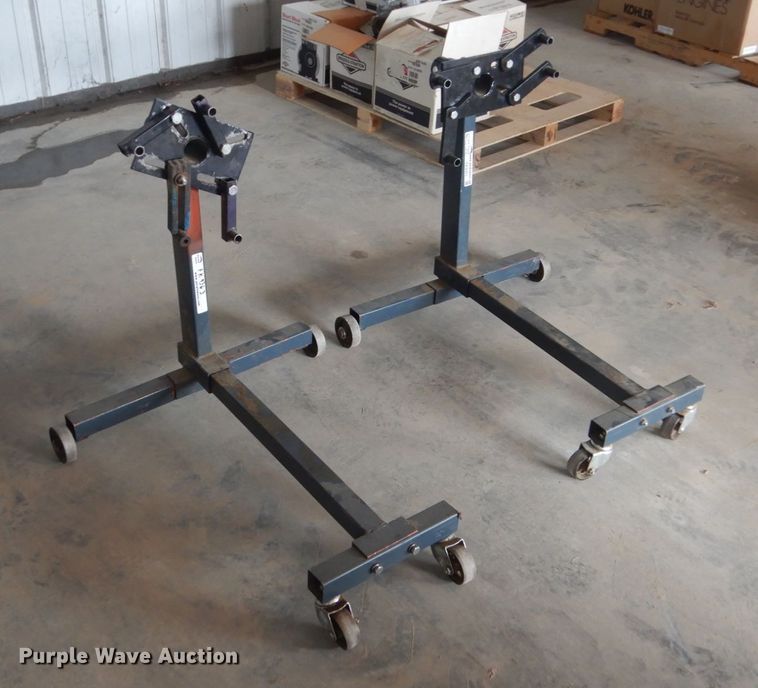 image for item FK9363 (2) engine stands