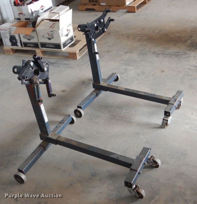 image for item FK9363 (2) engine stands