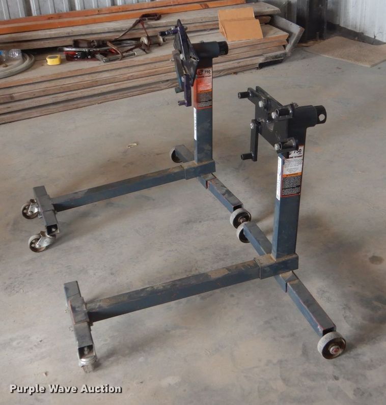 image for item FK9363 (2) engine stands