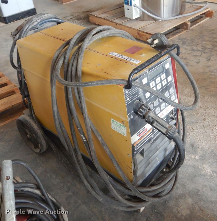 image for item FK9371 Lincoln Idealarc SP-250 wire welder