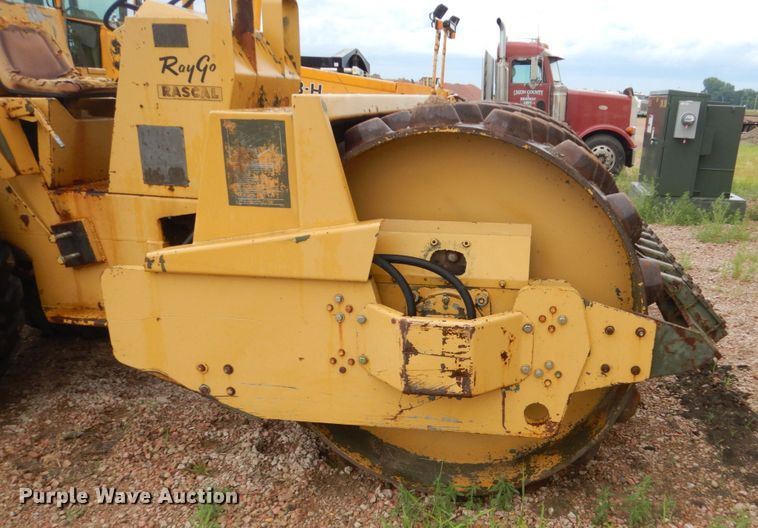 image for item FK9388 Raygo 400  single drum roller