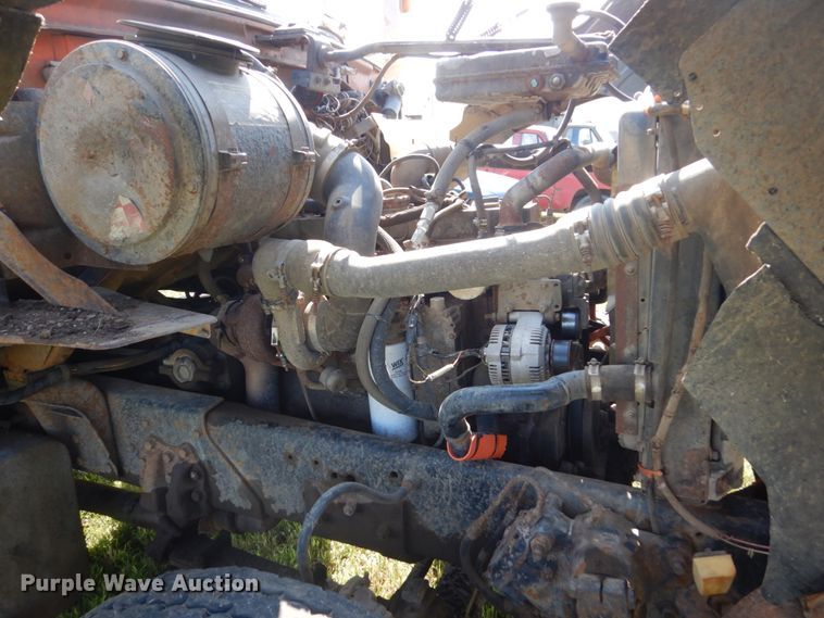 image for item FK9390 1995 Ford L8000  dump truck