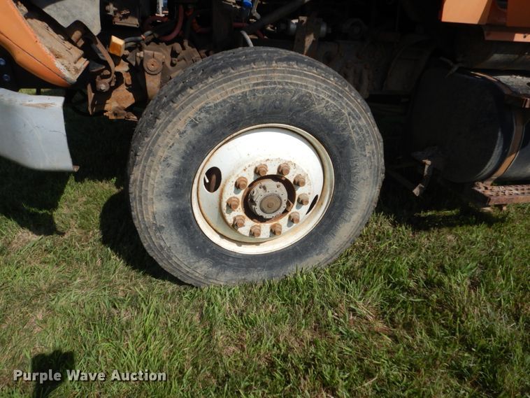 image for item FK9390 1995 Ford L8000  dump truck