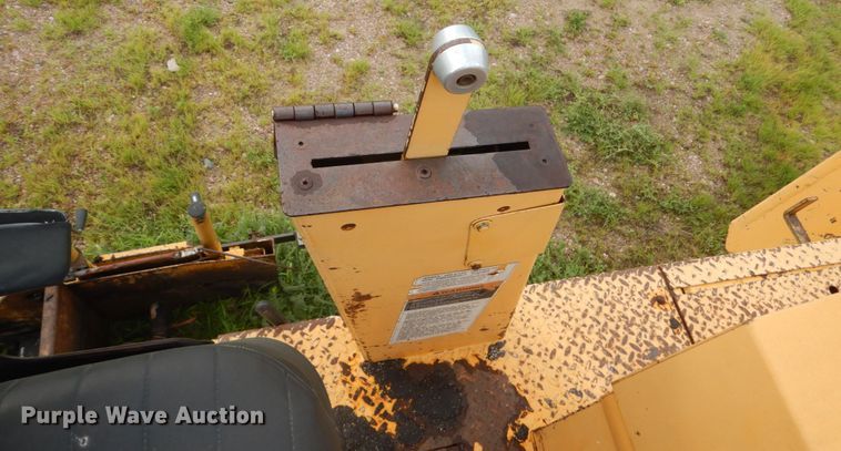 image for item FK9391 Blaw-Knox PF-161  paver