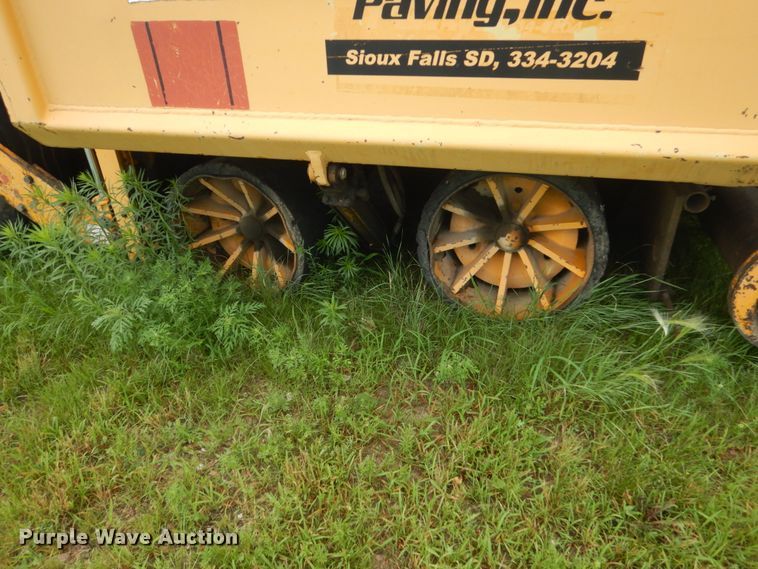 image for item FK9391 Blaw-Knox PF-161  paver