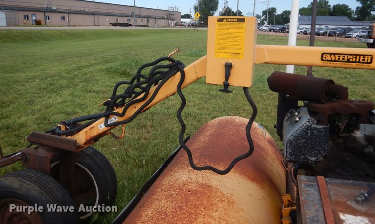 image for item FK9394 Sweepster P96C4PSD02 broom