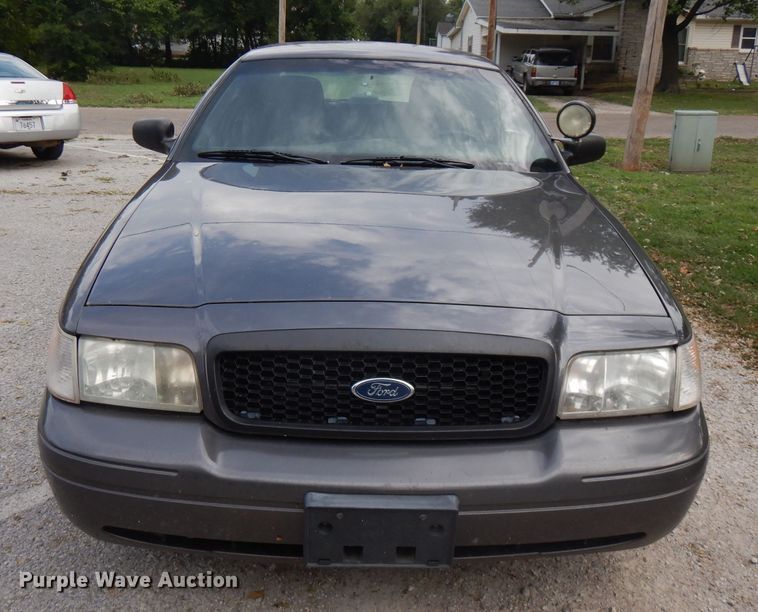 image for item FN9254 2011 Ford Crown Victoria Police Interceptor