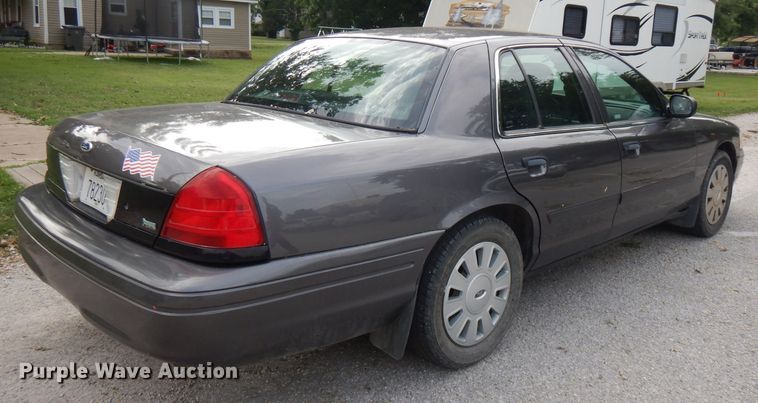 image for item FN9254 2011 Ford Crown Victoria Police Interceptor