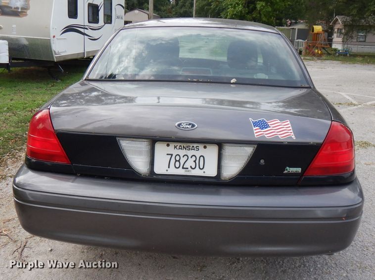 image for item FN9254 2011 Ford Crown Victoria Police Interceptor