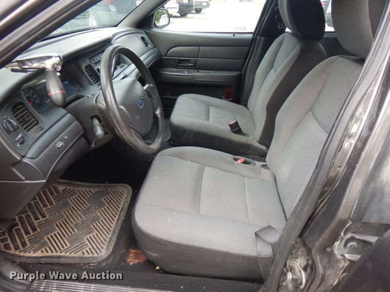 image for item FN9254 2011 Ford Crown Victoria Police Interceptor