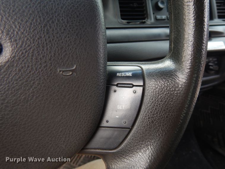 image for item FN9254 2011 Ford Crown Victoria Police Interceptor