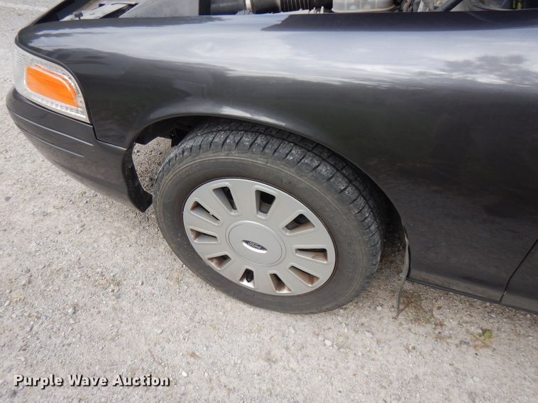 image for item FN9254 2011 Ford Crown Victoria Police Interceptor