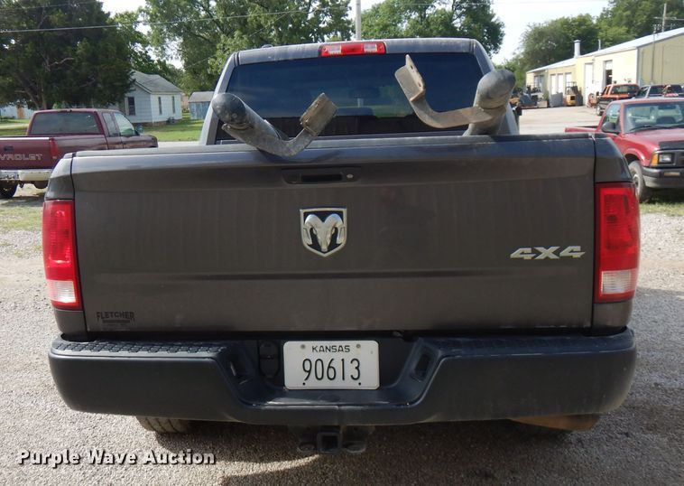 image for item FN9255 2016 Dodge Ram 1500  Crew Cab pickup truck