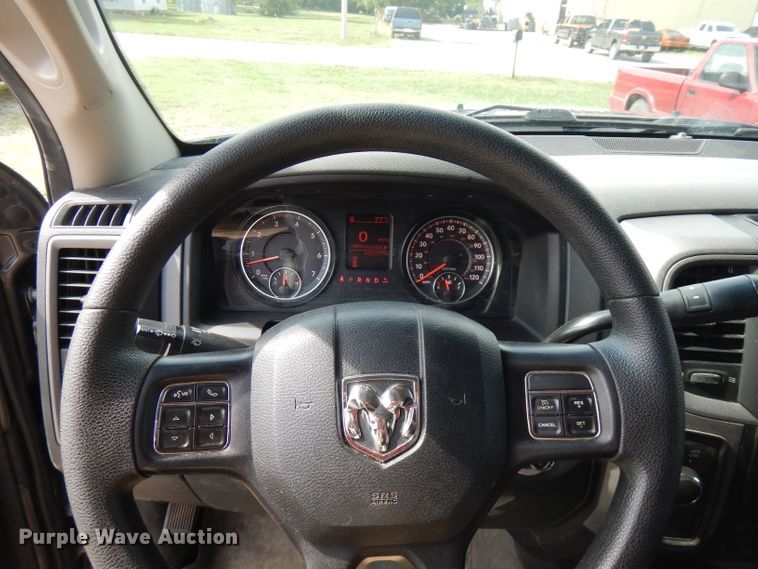 image for item FN9255 2016 Dodge Ram 1500  Crew Cab pickup truck