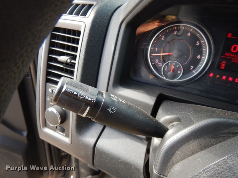 image for item FN9255 2016 Dodge Ram 1500  Crew Cab pickup truck