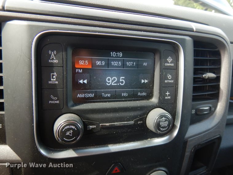 image for item FN9255 2016 Dodge Ram 1500  Crew Cab pickup truck