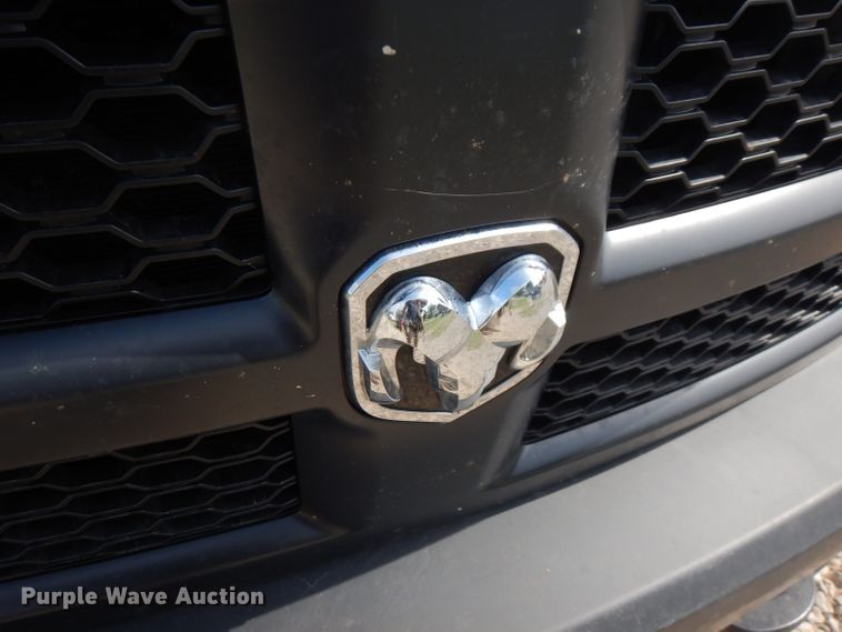 image for item FN9255 2016 Dodge Ram 1500  Crew Cab pickup truck