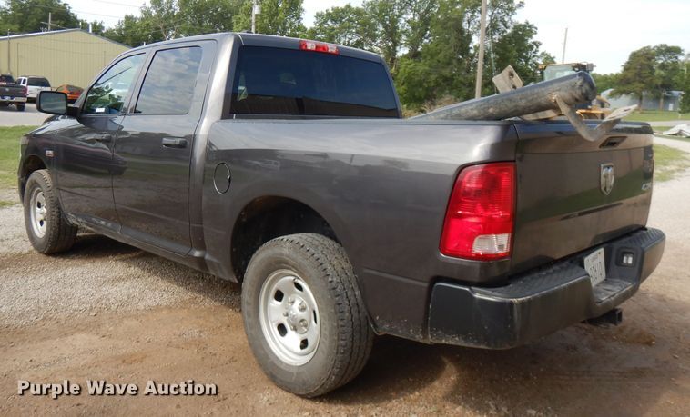 image for item FN9256 2016 Dodge Ram 1500  Crew Cab pickup truck