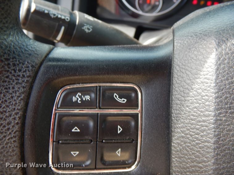 image for item FN9256 2016 Dodge Ram 1500  Crew Cab pickup truck