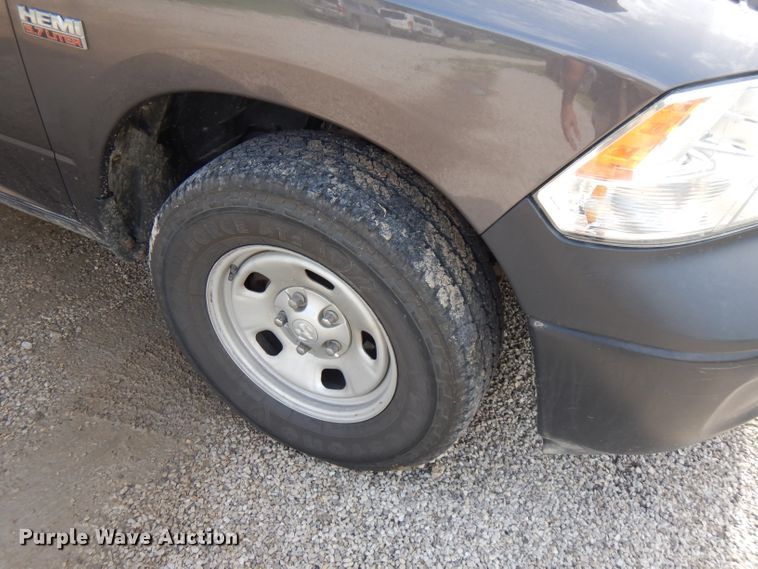 image for item FN9256 2016 Dodge Ram 1500  Crew Cab pickup truck