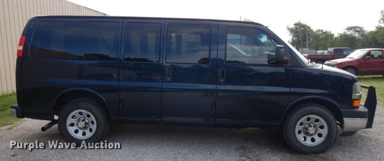 image for item FN9257 2012 Chevrolet Express 1500  van