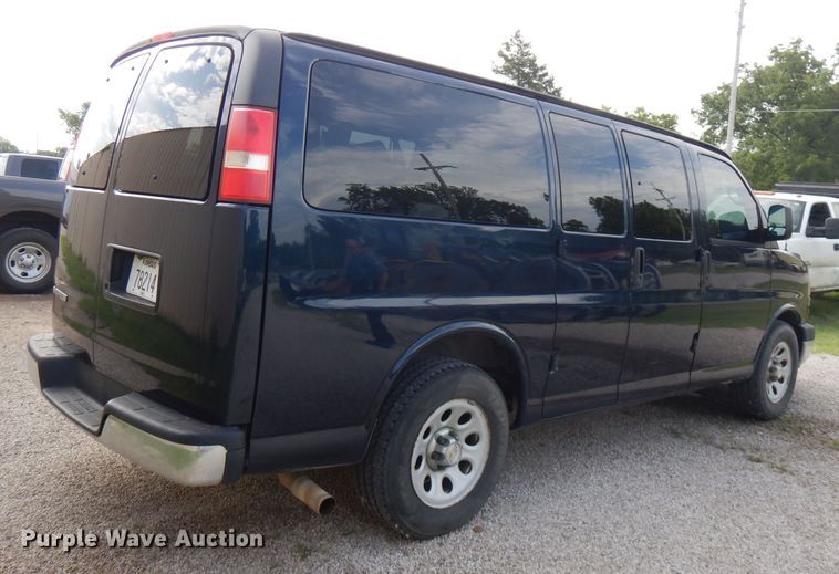 image for item FN9257 2012 Chevrolet Express 1500  van