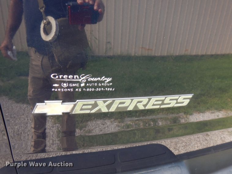 image for item FN9257 2012 Chevrolet Express 1500  van