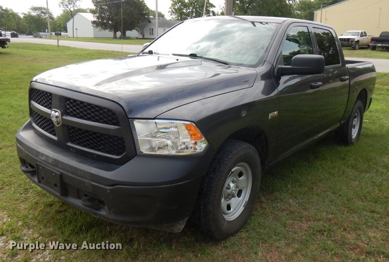 image for item FN9258 2016 Dodge Ram 1500  Crew Cab pickup truck