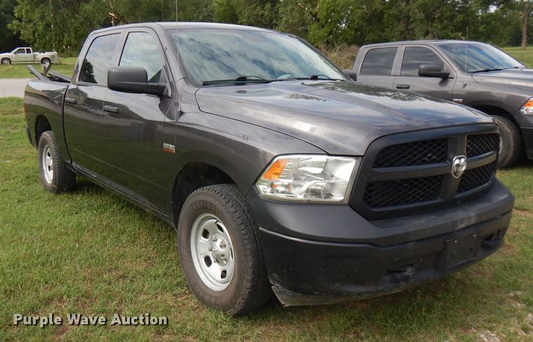 image for item FN9258 2016 Dodge Ram 1500  Crew Cab pickup truck