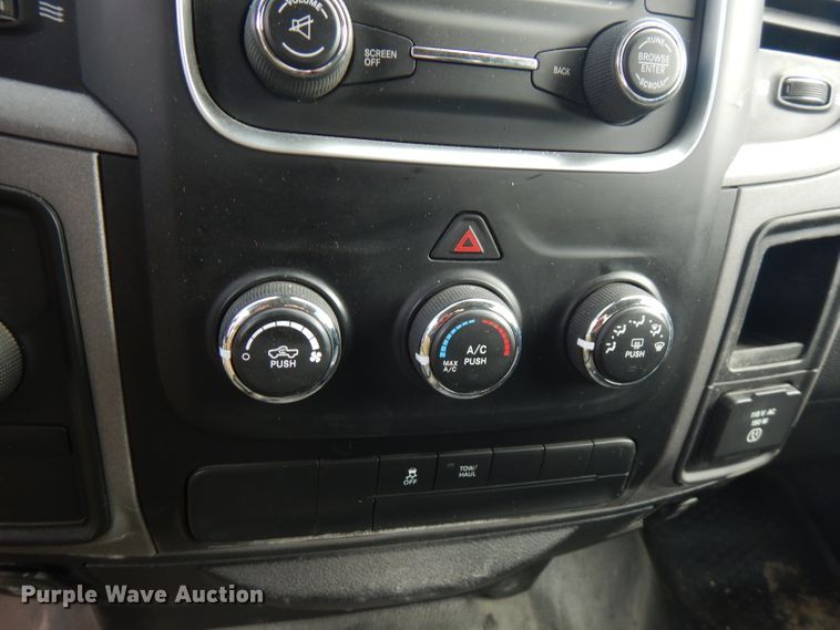 image for item FN9258 2016 Dodge Ram 1500  Crew Cab pickup truck