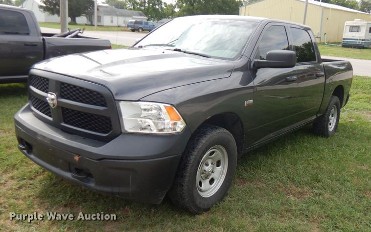 image for item FN9259 2016 Dodge Ram 1500  Crew Cab pickup truck