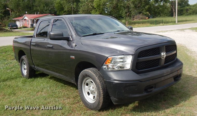 image for item FN9259 2016 Dodge Ram 1500  Crew Cab pickup truck