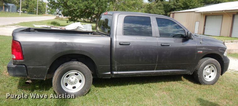 image for item FN9259 2016 Dodge Ram 1500  Crew Cab pickup truck