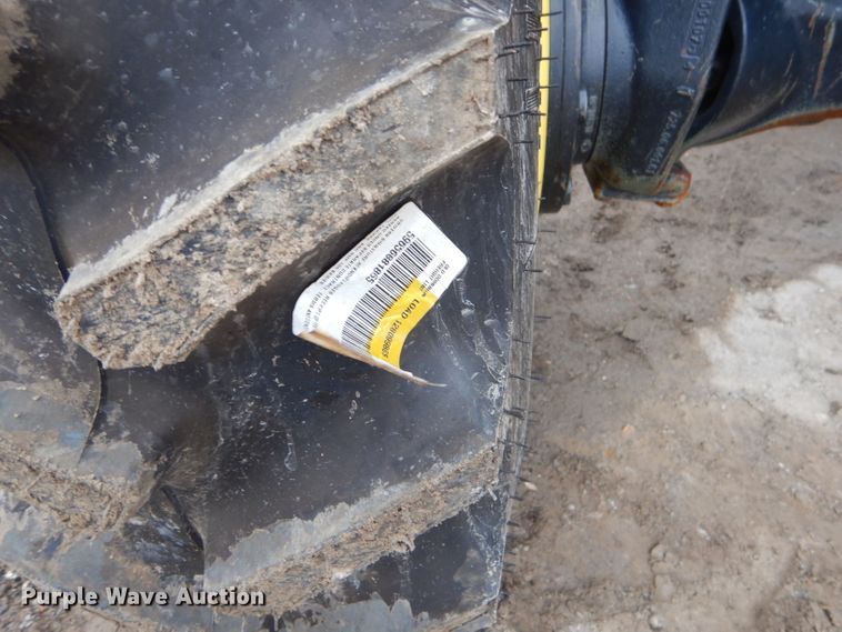 image for item GN9222 2010 John Deere 5083E  tractor