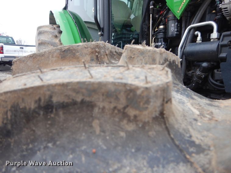 image for item GN9222 2010 John Deere 5083E  tractor