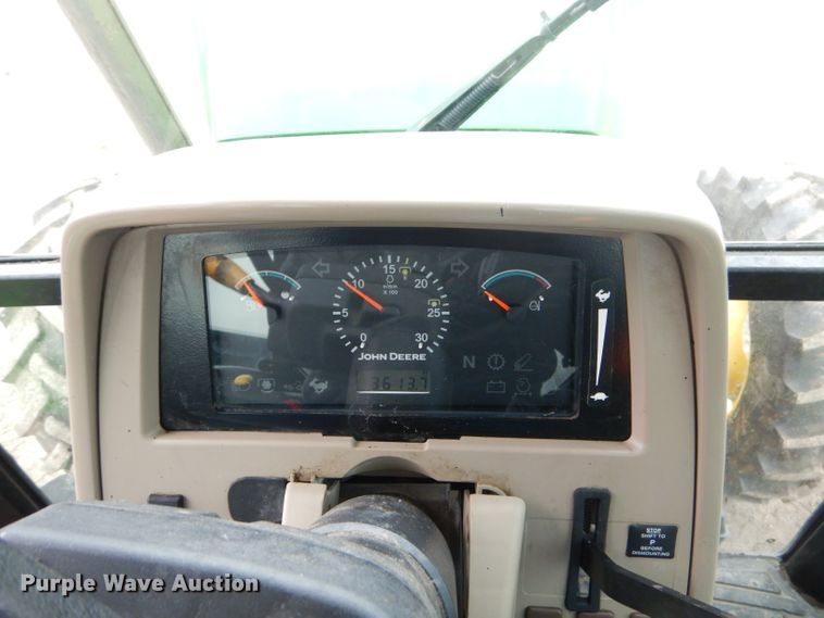 image for item GN9222 2010 John Deere 5083E  tractor