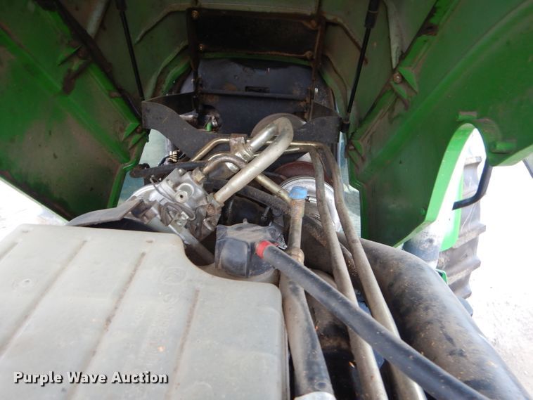 image for item GN9223 2010 John Deere 5083E  tractor