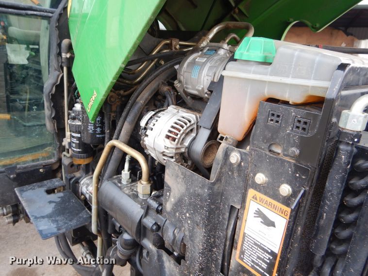 image for item GN9223 2010 John Deere 5083E  tractor