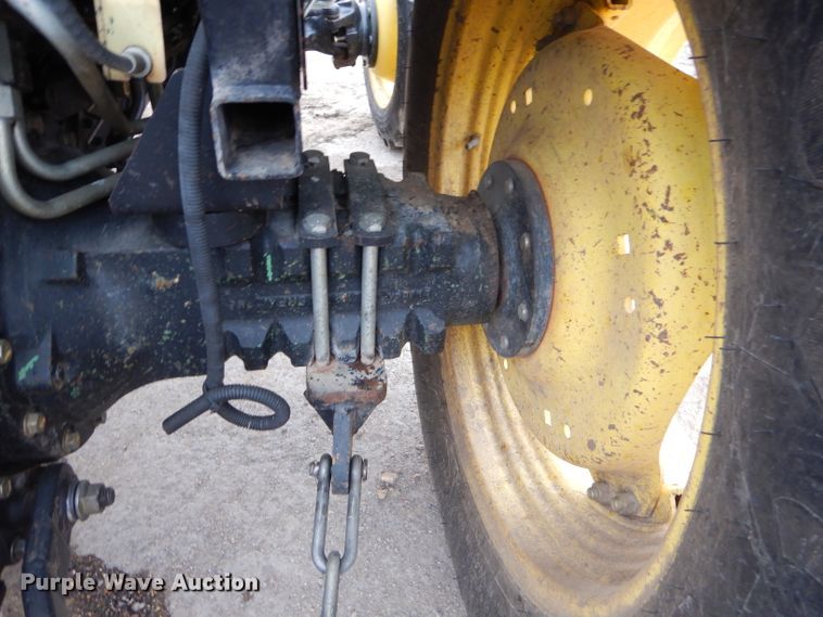 image for item GN9223 2010 John Deere 5083E  tractor