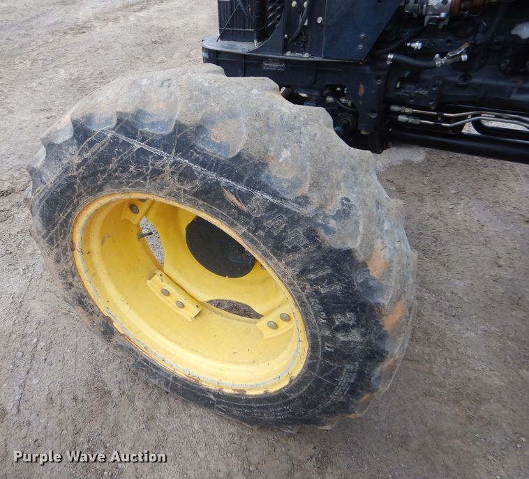 image for item GN9223 2010 John Deere 5083E  tractor