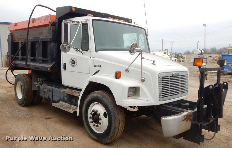 image for item GN9224 2000 Freightliner FL80  dump truck