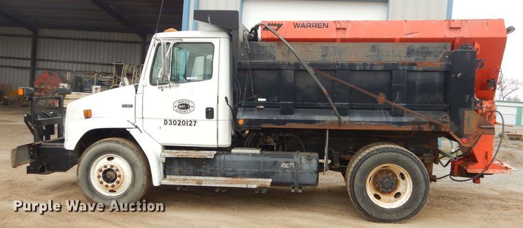 image for item GN9224 2000 Freightliner FL80  dump truck