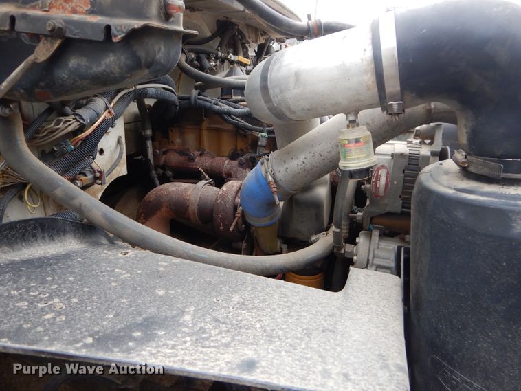 image for item GN9224 2000 Freightliner FL80  dump truck