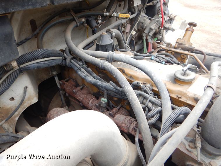 image for item GN9224 2000 Freightliner FL80  dump truck