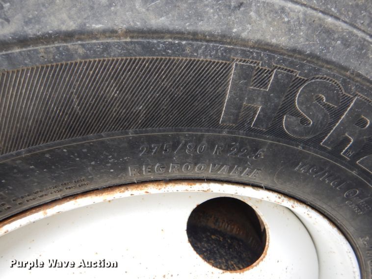 image for item GN9224 2000 Freightliner FL80  dump truck