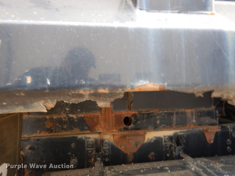 image for item GN9224 2000 Freightliner FL80  dump truck