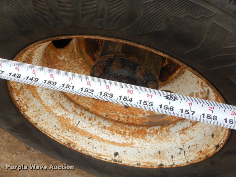 image for item GN9224 2000 Freightliner FL80  dump truck