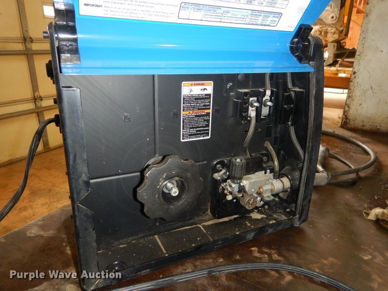 image for item GN9226 Miller Millermatic 140 wire welder