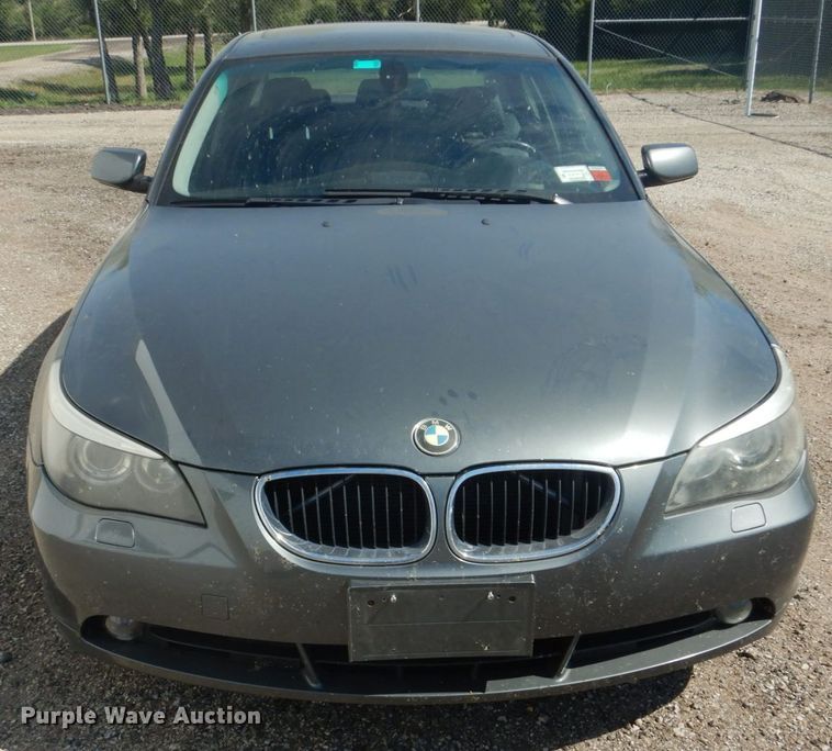 image for item GO9190 2006 BMW 530XI