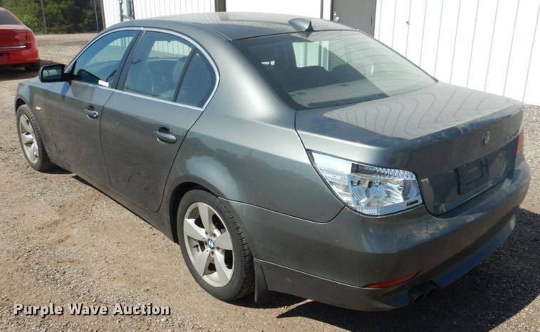 image for item GO9190 2006 BMW 530XI